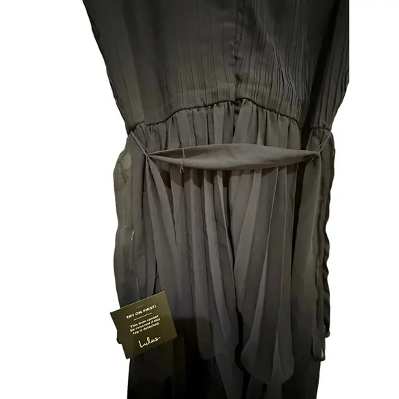 NWT Lulus Passionate Dedication Blue Pleated Tiered Midi Dress Size M - Picture 7 of 12